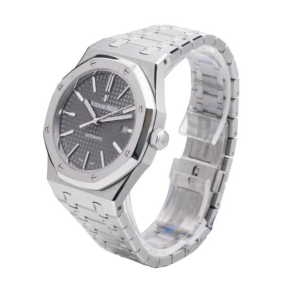 Audemars Piguet Royal Oak 15400ST.OO.1220ST.04